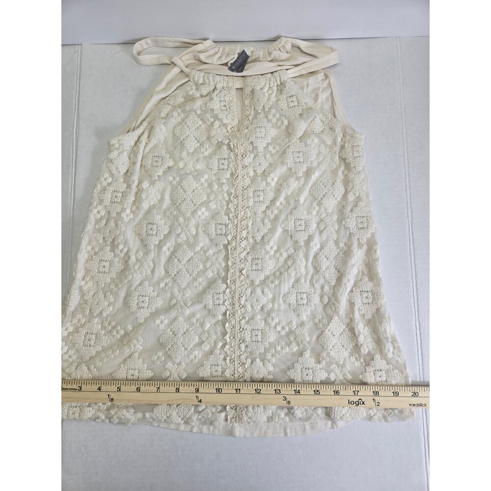 Woman's SZ S bohemian-style cream or ivory lace halter neck tank top - Picture 5 of 8